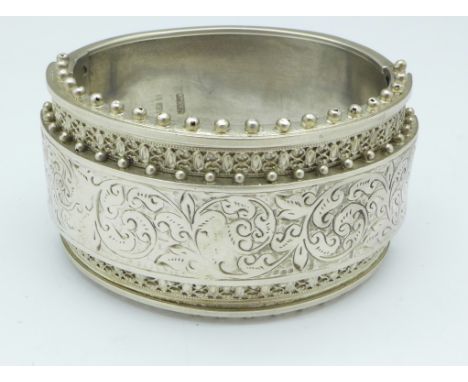A Victorian silver bangle, Birmingham 1876