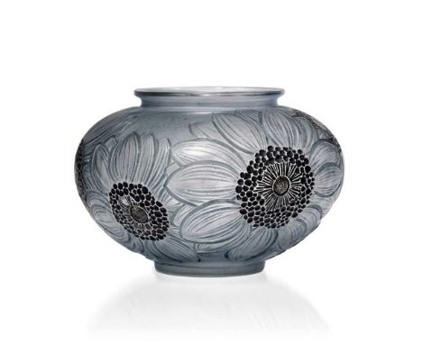 ‡ René Lalique (French 1860-1945) DAHLIAS VASE, NO. 938 designed 1923clear, frosted, blue stained and black enamelledengraved