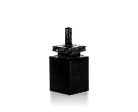 René Lalique (French 1860-1945) MYSTÈRE SCENT BOTTLE, D’ORSAY –5 designed 1911black and white stainedengraved R. LaliqueDimen