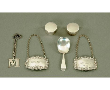 A silver caddy spoon, two decanter labels, two small pillboxes and a Madeira label. CONDITION REPORT: The caddy spoon is in g
