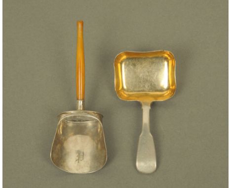A George III silver shovel form caddy spoon, with turned fruitwood handle by Samuel Knight, the bowl hallmarked for London 18