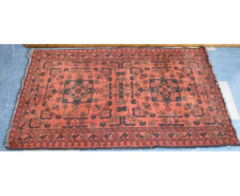 A Vintage Patterned Woollen Rug, 122x81cm 