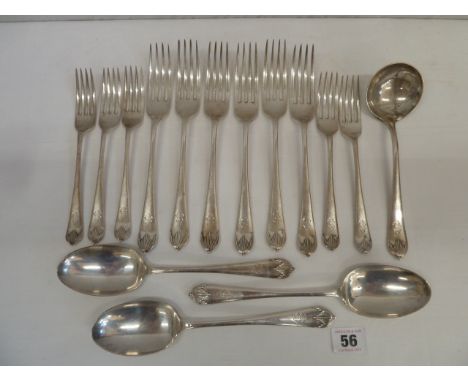 Silver table spoons, forks, sauce ladle etc Mappin &amp; Webb - Sheffield 1910/1911