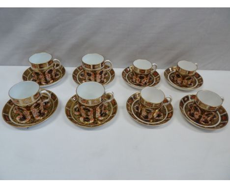 Royal Crown Derby old Imari coffee and espresso cups and saucers (16) 