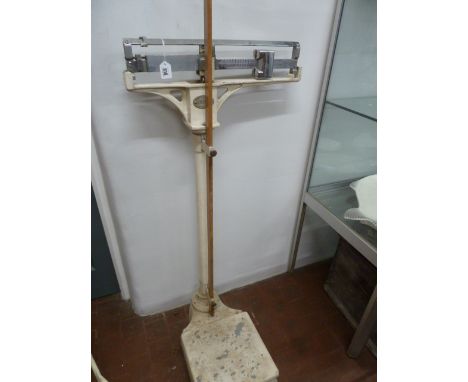Berry &amp; Warmington 'Weigh well' doctor's scales with height measure A/F