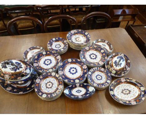 19thC Ashworth ironstone Imari dinner service - tureens, dinner and side plates, soup and dessert bowls etc (75) 
