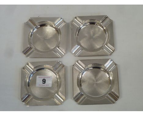 Engine turned silver ashtrays - Chester 1929/30 (4) 