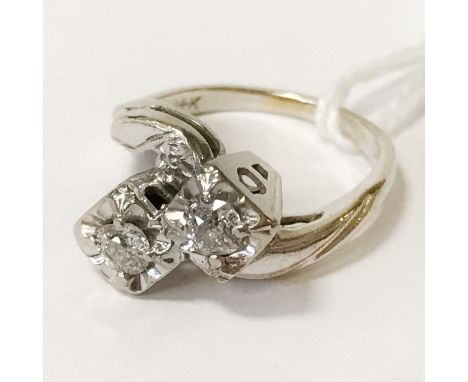 18CT GOLD TWO STONE DIAMOND RING - SIZE J