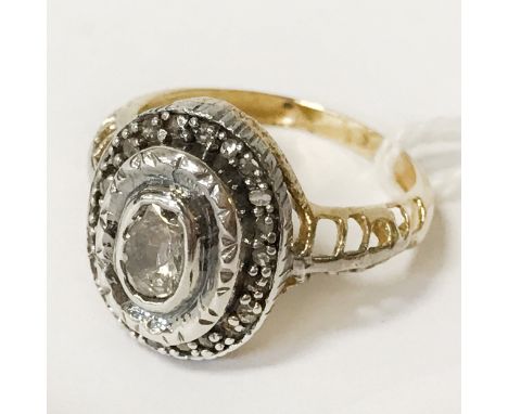 9CT GOLD &amp; DIAMOND RING - SIZE P