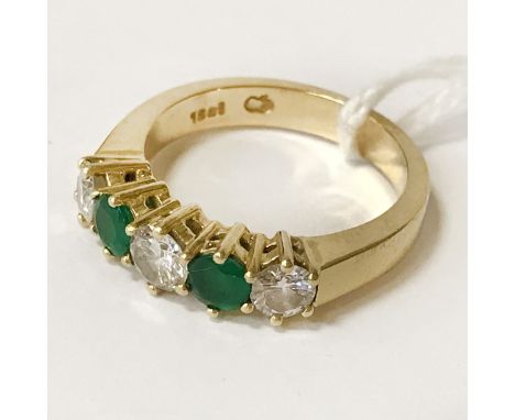 18CT GOLD EMERALD &amp; DIAMOND RING - SIZE N