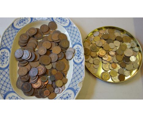 Large amount Victorian and later copper pennies, halfpennies of farthings, and a selection of English and foreign SILVER coin