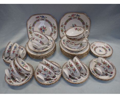 AN EDWARDIAN SPODE COPELAND'S CHINA PART TEA SERVICE including some breakfast cups