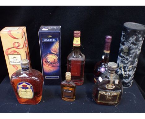 A COLLECTION OF COGNAC AND WHISKY 