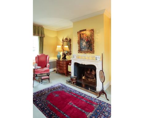 A GEORGE III MAHOGANY POLE FIRESCREEN 137cm high. The estate of the late Sir David & Lady Black, removed from Beech Farm. 