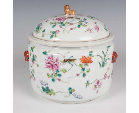 A Chinese famille rose enamelled porcelain food warming jar, cover and liner, Daoguang style but later, of cylindrical form, 