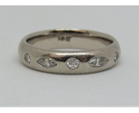 18ct white gold ring set with marquise and round cut diamonds, size P, 7.1g