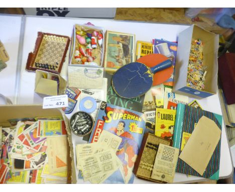 Collectables : Mixed box of vintage items, programmes, cards, chess, jigsaws, patches etc