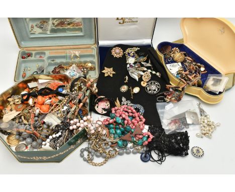 A BOX OF ASSORTED COSTUME JEWELLERY, to include a single 'Pat Cheney' enamel silver earring, hallmarked Edinburgh 1994, appro