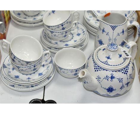 MASON'S, FURNIVALS AND FRANCISCAN 'DENMARK' TEA AND DINNER WARES, comprising six dinner plates, teapot, milk jug, sugar bowl 