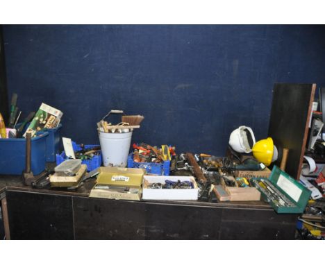 A COLLECTION OF TOOLS AND HARDWARE including a Black and Decker KD163E drill (PAT pass and working), a Kamasa socket set, two