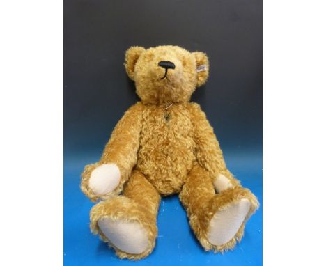 Steiff teddy bear with hot water bottle 1908, limited edition 71 of 1908 (in original box with certificate and paperwork, hei
