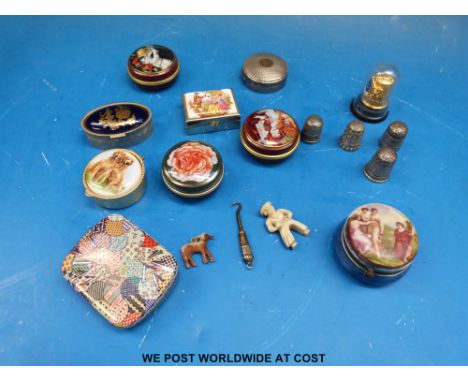 A quantity of hallmarked silver, enamel and other patch boxes, thimbles etc