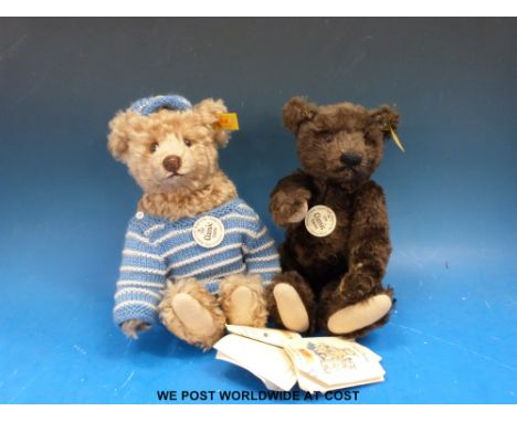 Two Steiff Classic teddy bears, a 1907 bear with blonde mohair and a 1920 bear with brown mohair (both in original boxes)