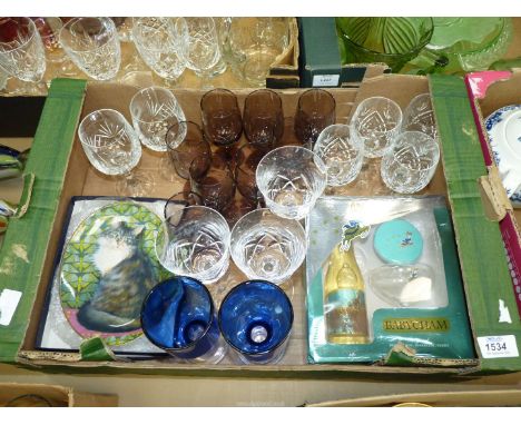 A tray of twenty crystal and coloured glasses including nine purple wine glasses, 'Girls night out' Babycham set, boxed Royal