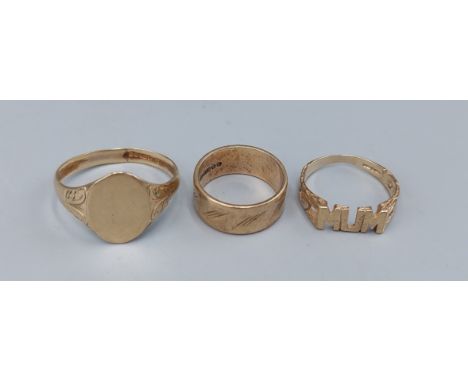A 9ct gold Signet ring together with two 9ct gold rings, 7.4gms