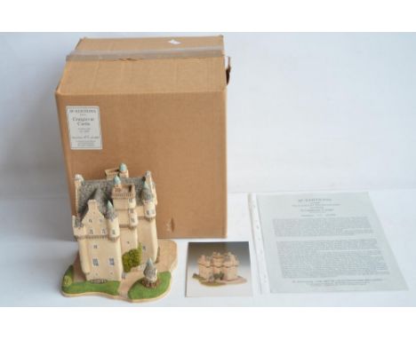 Boxed JP Editions 'Craigievar Castle' limited edition hand-painted model by Patrick Gates, 183/400, size approx W18xD16.5xH17