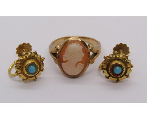9ct cameo ring and a pair of 9ct earrings with screw fastenings, 5.3g total (3) 