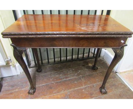 Edwardian mahogany foldover top card table in a Georgian style, 91cm wide 