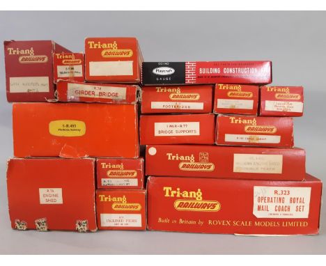 Box of 00 gauge railway modelling buildings and track accessories by Triang including R323 Operating Royal Mail Coach set, R1