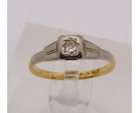 18ct platinum set diamond solitaire ring, size L, 2.5g 