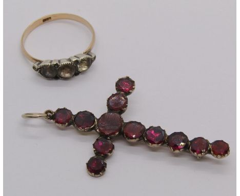 Georgian cross pendant / brooch set with flat-cut garnets, 5cm L approx, together with a 9ct paste set ring (2) 