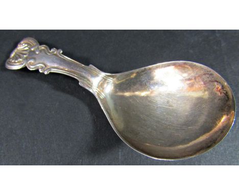 A silver Georgian tea caddy spoon, Birmingham 1819, maker John Bettridge, 0.3oz approx 