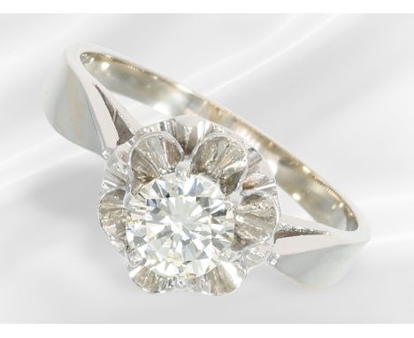 Ring: weißgoldener vintage Brillant-Solitärring: Ca. Ø 16mm, RG 50, ca. 3,9g, 18K Weißgold, sehr feiner Brillant von ca. Ø 5,
