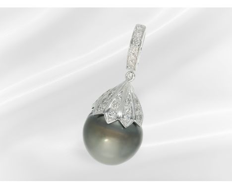 Anhänger: vintage Brillant-Anhänger mit hochwertiger Tahiti-Zuchtperle, 18K Weißgold: Ca. 6,5g, Montierungen sowie aufklappba
