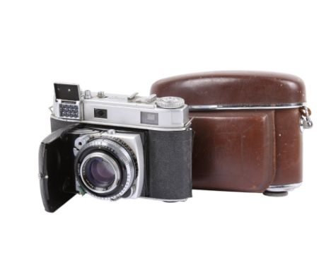 A Kodak Retina IIIc 35mm Rangefinder camera. Serial number 696981. With a Schneider-Kreuznach 50mm f2 Retina-Xenon lens. Toge