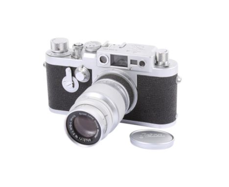 A Leitz Wetzlar Leica IIIg 35mm Rangefinder camera. 1957. Chrome. Serial number 892604. Shutter working but sticks at slower 
