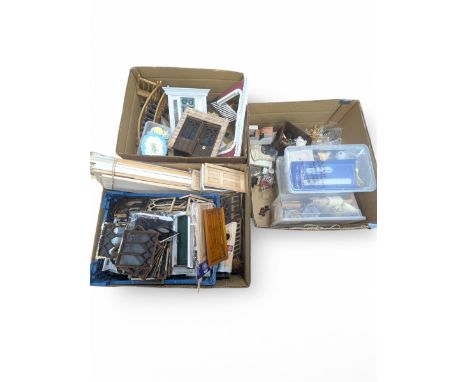 Dolls House building accessories, including three stair cases, a quantity of doors and windows, skirting board, coving, kitch