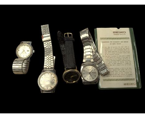 Seiko Sportsmatic gentleman's stainless steel wristwatch Seiko automatic wristwatch, Larex manual wind wristwatch and one oth
