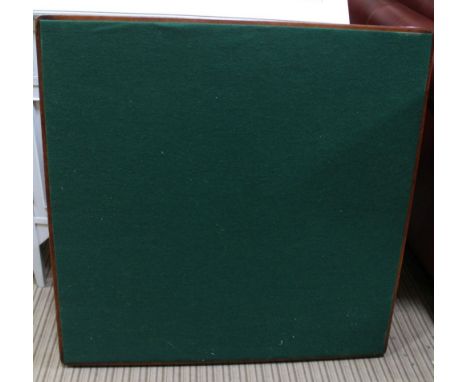 A BAIZE TOPPED FOLDING VONO STYLE CARD TABLE 