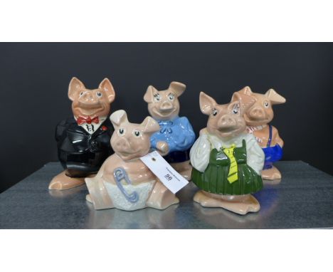 A set of five Wade Nat West piggy banks (5) tallest 19cm high