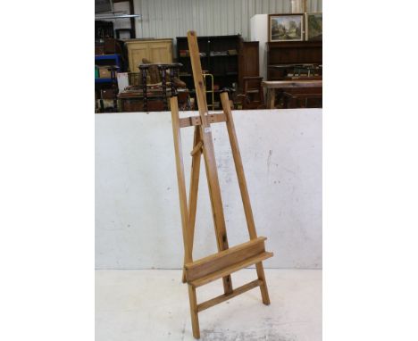 Large beechwood artist's easel 
