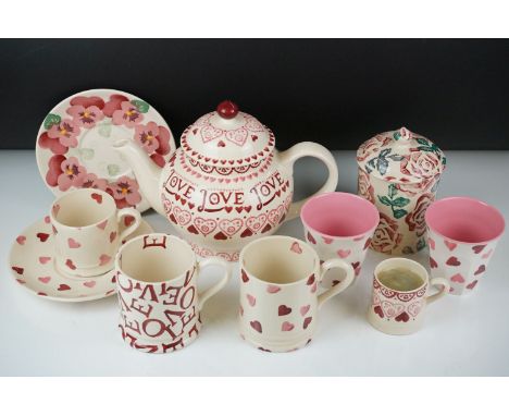 Collection of 10 items of Emma Bridgewater, to include a 'Love' teapot &amp; cover (19cm high), Spongeware storage jar &amp; 