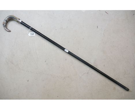 Walking stick with carved horn bird's head finial and an ebonised shaft, approx 86cm long 