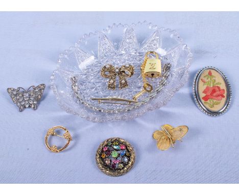 Vintage brooches