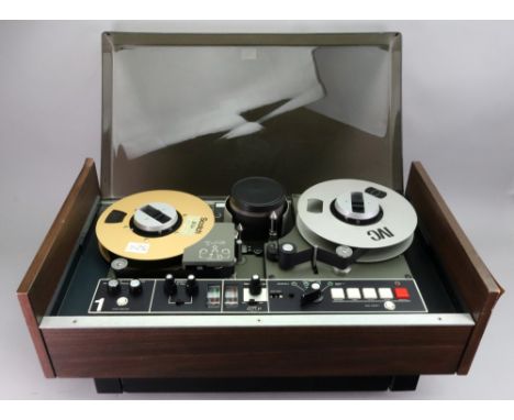 IVC 871P Video R-R deck, serial no. 002-6555, made in USA, together with a power lead and another cable.