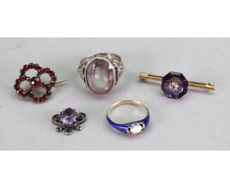 A quantity of jewellery, comprising; a gold, amethyst and diamond bar brooch, the old cut diamond in Georgian style setting s